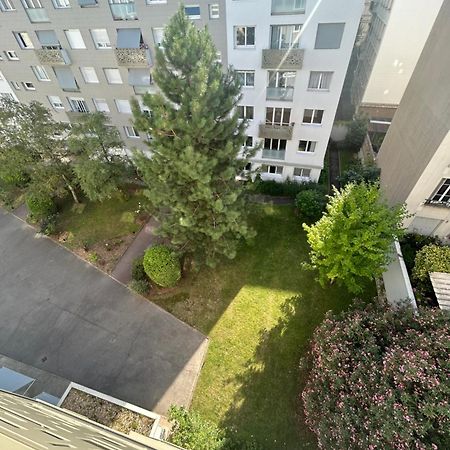 Appartement Meuble Tres Bien Situe Boulogne-Billancourt Luaran gambar